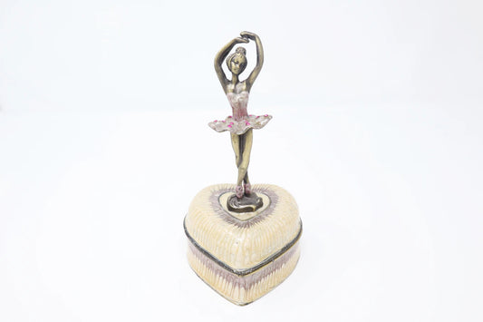 Charming Collectible Tin Music Boxes for Nostalgic Spaces