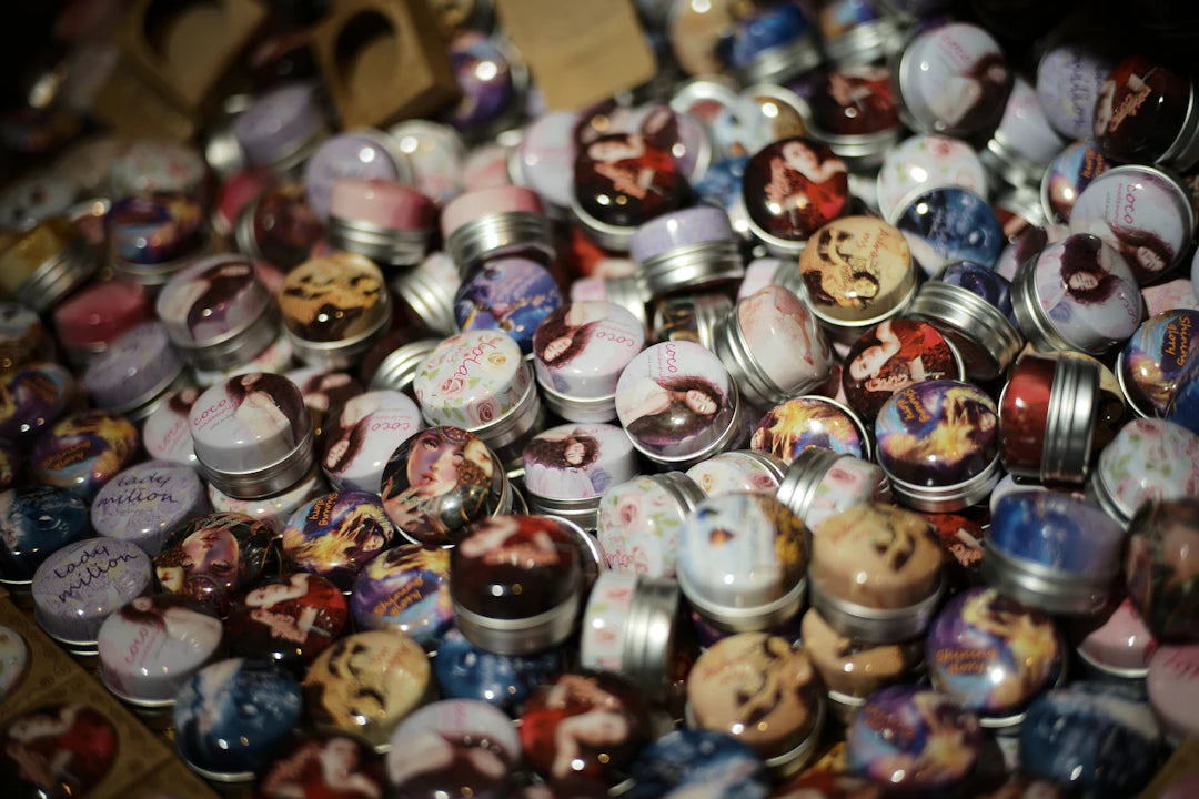 Creating a Vintage-Inspired Home with Retro Tins