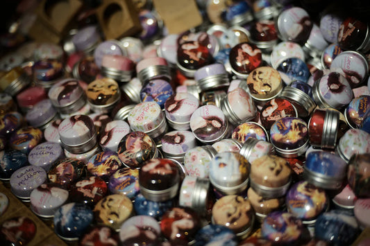 Creating a Vintage-Inspired Home with Retro Tins